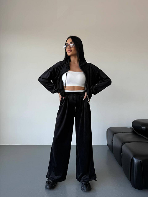 Жіночий стильний повсякденний велюровий костюм двійка Одеса - фото 4