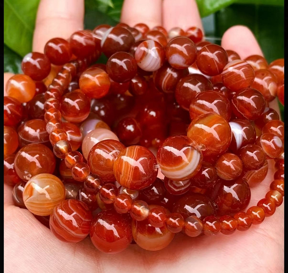 Нить сердолика 10 мм – натуральные бусины из камня для браслетов Киев - изображение 3