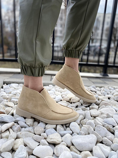 Daragani Черевики жіночі Daragani бежеві натуральна замша высота 9 см размеры 37-39 (4168) Коломыя - изображение 6