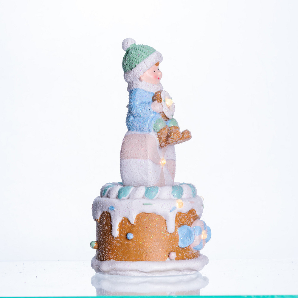 Новогодняя декоративная фигурка с подсветкой 10.5×10.5×20.5 см Новогодний декор Ребёнок на 