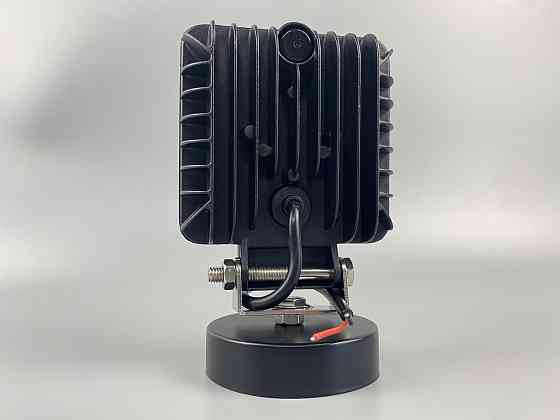 Фара LED квадратна 25 Led chip 12/24V. Широкий промінь. Світло 6500К, IP67.Позадушний клапан, від запотівання Мукачево