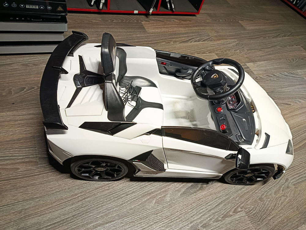 Дитячий електромобіль Lamborghini Aventador (товар вживаний) Луцьк - фото 5