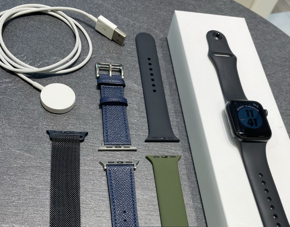 Смарт -Часы Apple Watch SE 40mm Space Gray Aluminum Киев - изображение 4