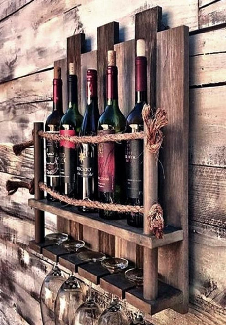 Настенная винная полка 