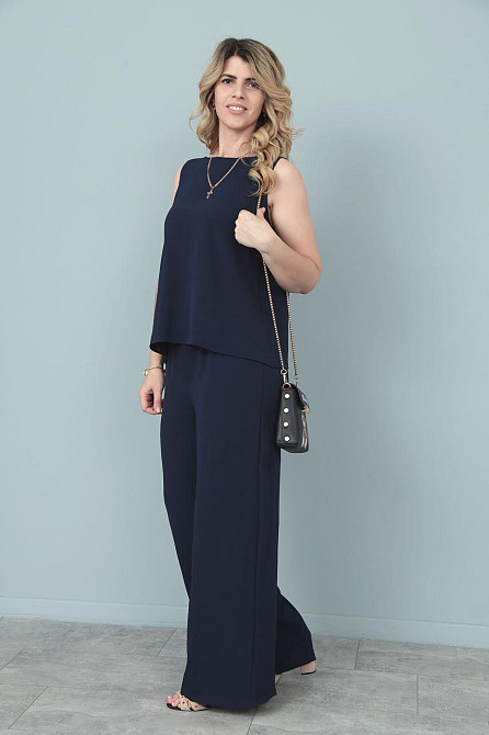 Летний костюм со штанами палаццо 