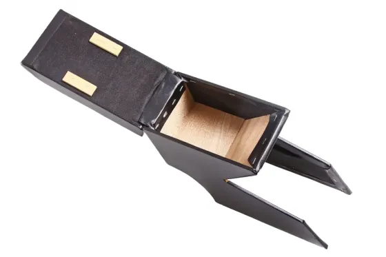 (бар) 2110 АвтоКомфорт з вишивкою Lada Vega кізам чорний. Вінниця