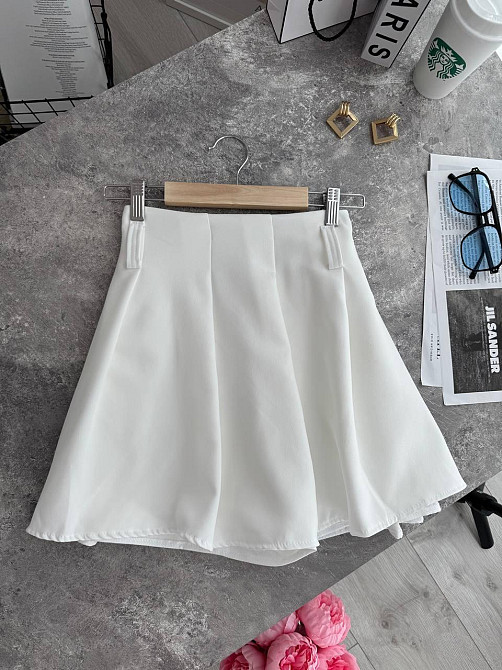 Жіноча трендова мініспідниця-шорти турецька костюмка Молочний, 44/46 Одеса - фото 1