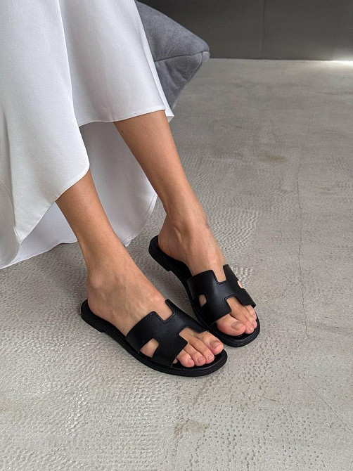 Mermaid Жіночі шльопанці з натуральної шкіри на низькому ходу чорні класичні Mermaid 2393 р. 36 Коломыя - изображение 1