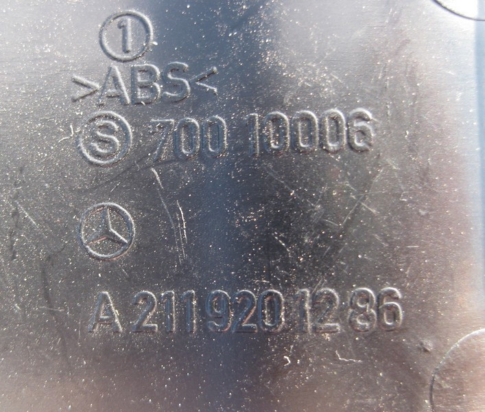 Mercedes-Benz  A2119201286 9051 Кришка петлі заднього правого розкладного сидіння чорна E-Class W211 Одесса - изображение 2