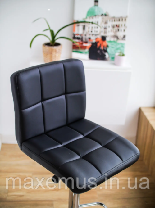 Барний стілець для барної стійки хокер з спинкою на кухню крісло барне Hoker екокожа Bonro BC-0106 ч Львів - фото 9