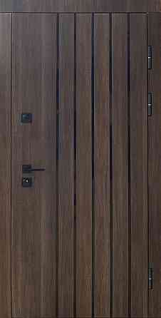 Дверь квартирная СТРОНГ серия ПРОТЕКТ 4 контура, модель СТРИМ 4К с зеркалом 860 Киев