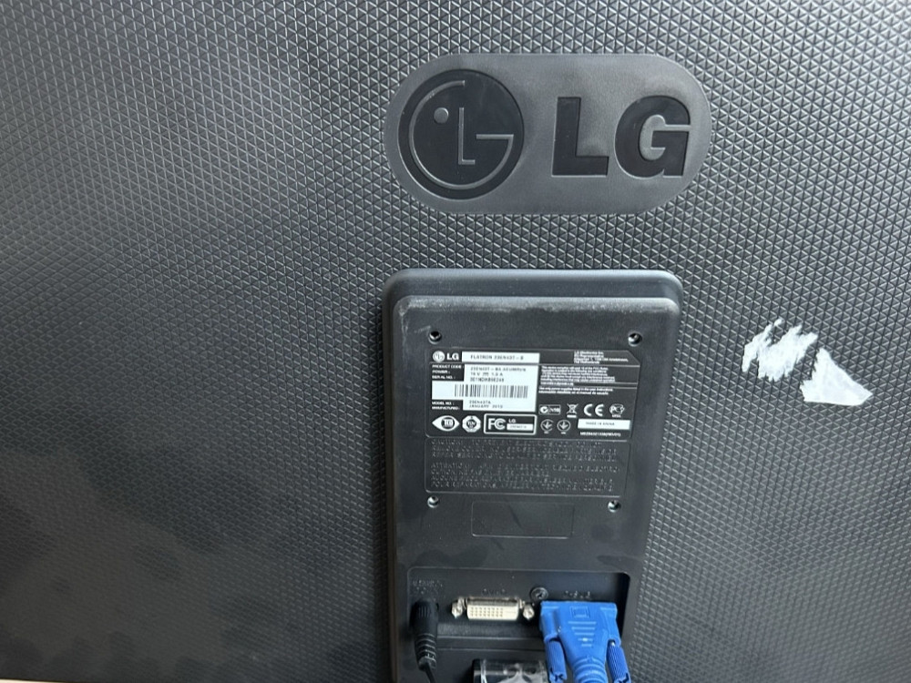 Монітор 23" LG 23EN43T-B. Київ - фото 1