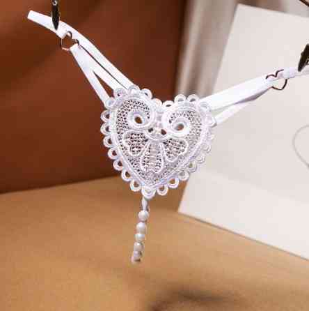 Еротичні стрінги з бусами білі - розмір універсальний, (на резинці) Київ