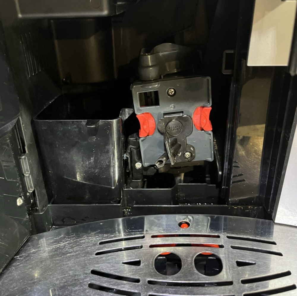 Кофемашина Delonghi Perfecta
ESAM5500 Киев - изображение 4