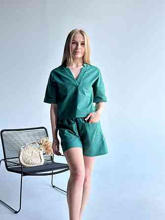 Лляний костюм з шортами "Jade" оптом | Батал | Розпродаж моделі Смарагдовий, 50-52 Київ