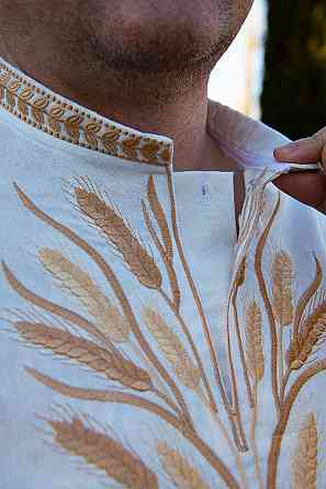 Вышиванка льняная мужская, длинный рукав, молочная, топ Киев