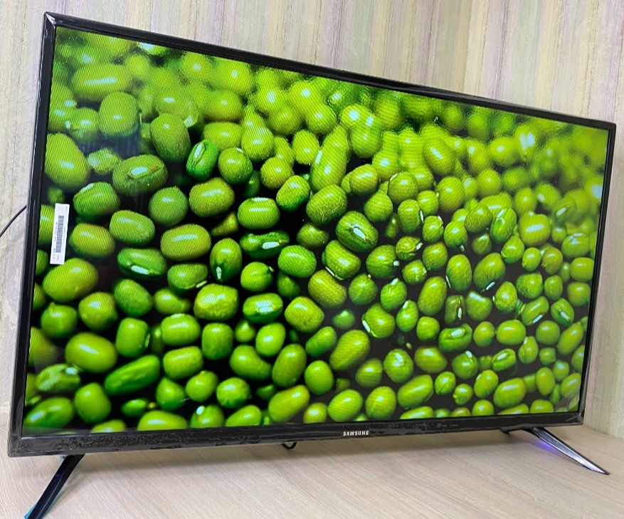 Телевизор Samsung 45