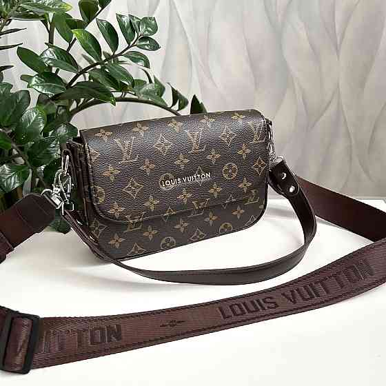 Брендова жіноча сумка. Жіноча сумка маленька через плече. Київ