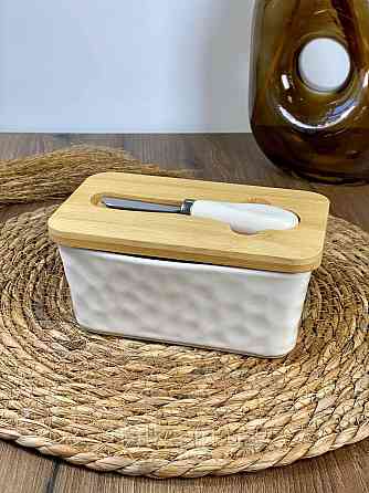Сирниця керамічна з дерев'яною кришкою й ножем "White 2" 17*10.5*8 см Київ