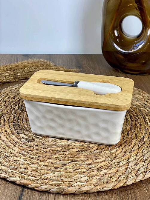 Сирниця керамічна з дерев'яною кришкою й ножем "White 2" 17*10.5*8 см Київ - фото 2