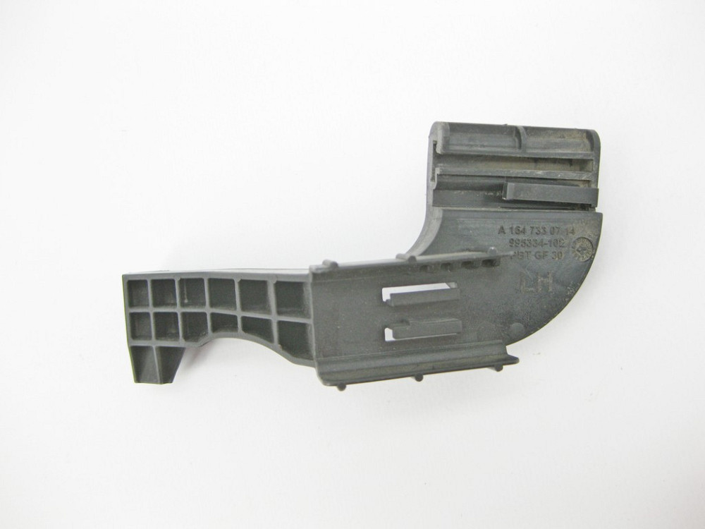 Mercedes-Benz  A1647330714 Тримач - кронштейн рами ручки на замку задніх лівих дверей GL X164 Одесса - изображение 6