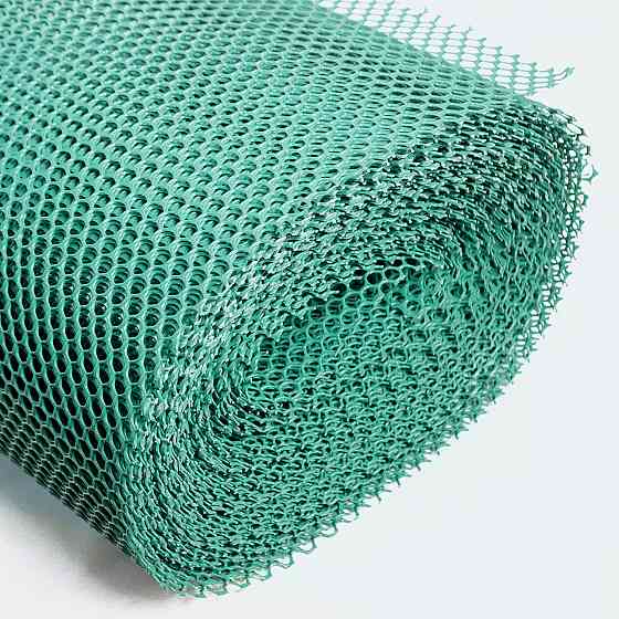 Сетка пластиковая 6*8мм 1 м*30м заборная зелёная Сота Днепр