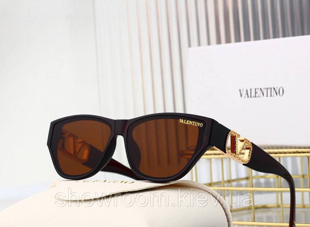 Женские солнцезащитные очки Valentino (22051) brown Киев - изображение 1