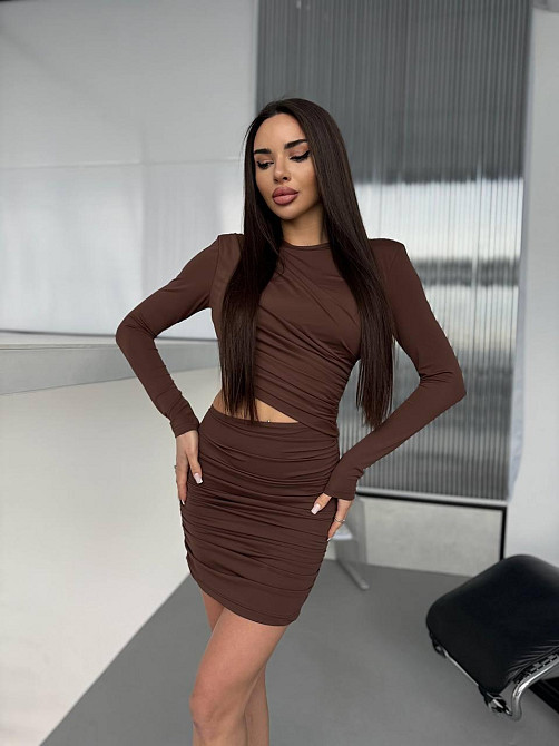 Жіноче романтичне вечірнє мініплаття з вирізом біфлекс Мокко, 46/48 Одеса - фото 5