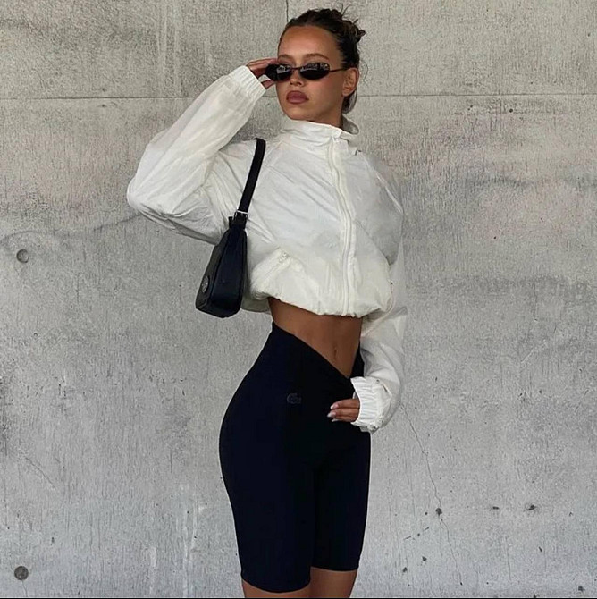 Жіноча базова оверсайз вітровка на блискавці канадська плащівка Одеса - фото 3