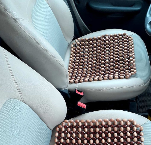 Масажер-Накидка Дерев'яна на Автомобільне Сидіння 42x42 см - Масажний аксесуар для комфорту в дорозі 1шт Івано-Франківськ - фото 1