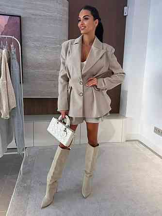 Жіночий теплий класичний костюм-двійка: піджак і шорти кашемір + підклад Бежевий, 46/48 Одеса