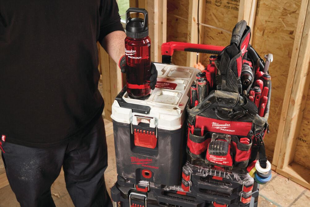 Бутылка для воды PACKOUT MILWAUKEE, 1005 мл, красная Одесса - изображение 3