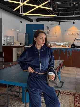 Женский повседневный велюровый костюм двойка: кофта и штаны плотный турецкий велюр Синий, 48/52 Одесса