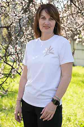 Футболка жіноча з вишивкою, чорна, біла 95% бавовна топ Київ