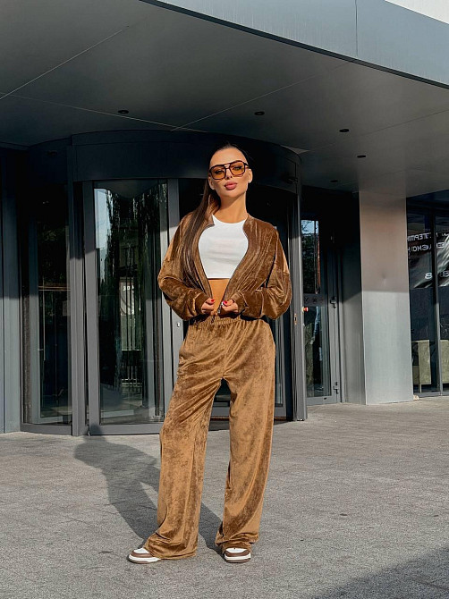 Женский прогулочный костюм двойка: кофта и штаны велюр мрамор 44/46, Кемел Одесса - изображение 10