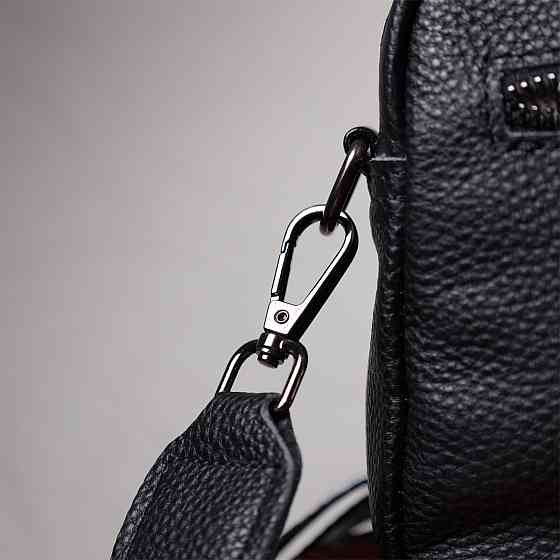 Сумка жіноча в класичному кольорі з накладною кишенею з натуральної шкіри Чорна (Vintage) Київ