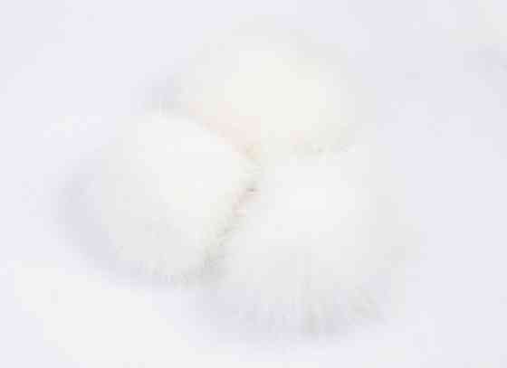 Помпон на шапку з хутра песця 10-12 см Білий Харків