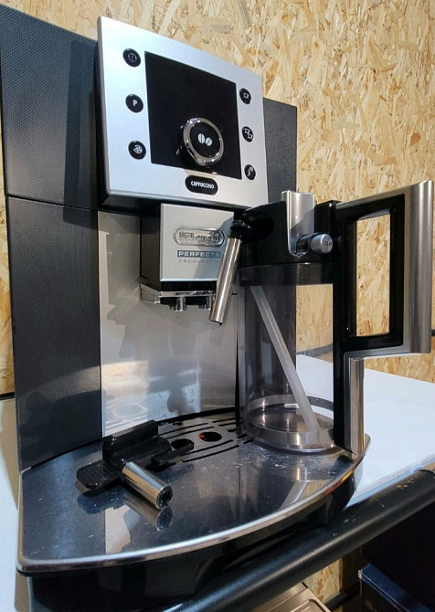 Кофеварка Delonghi. Киев - изображение 4