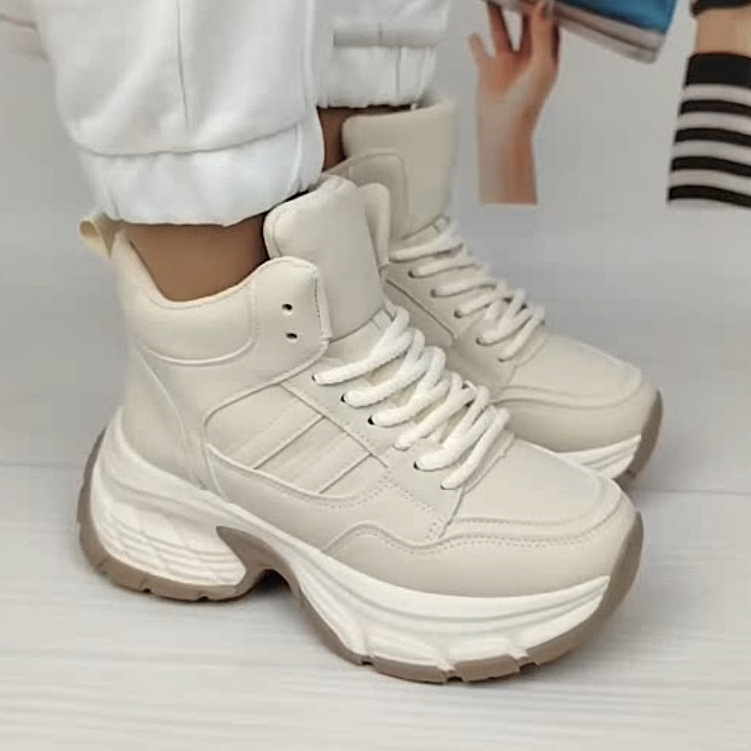 Жіночі зимові Бежеві Кросівки з МЕХОМ на Толстой Підошві Танкетке Ботинки Шкіряні Світлі (розміри: 36,37,38,39) - 8-4 Дніпро - фото 3