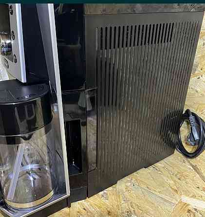 Кавомашина Delonghi Perfecta
ESAM5500 Київ