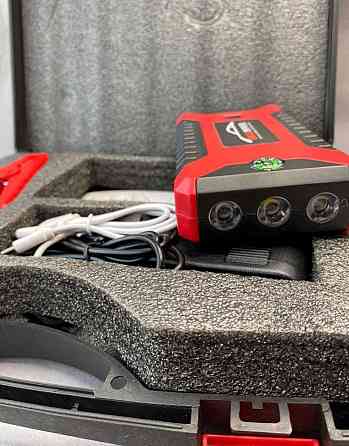 Пускозарядное устройство бустер JUMPSTARTER 99800 mAh (300/600A) ОПТ Киев