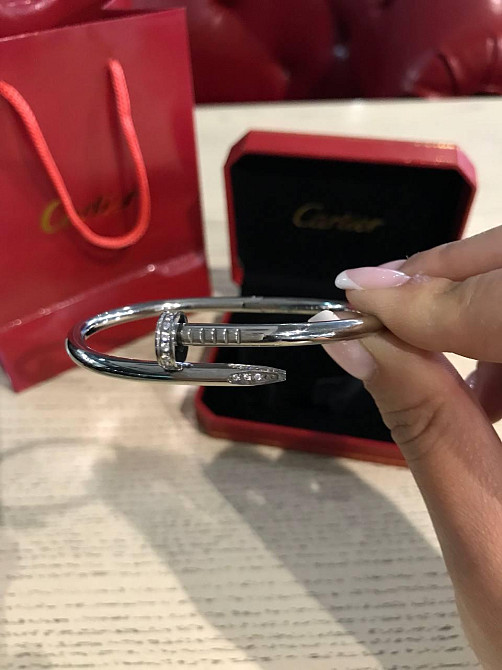 Cartier браслет гвоздь покрытие белым золотом / камни на шляпке / Картье браслет гвоздь с цирконием на шляпке Одесса - изображение 3