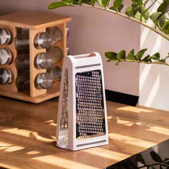 Ручна терка для овочів та фруктів з контейнером 600 мл Київ