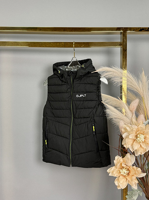 Детская жилетка для мальчика подростка 134,140,146,152 Николаев - изображение 1