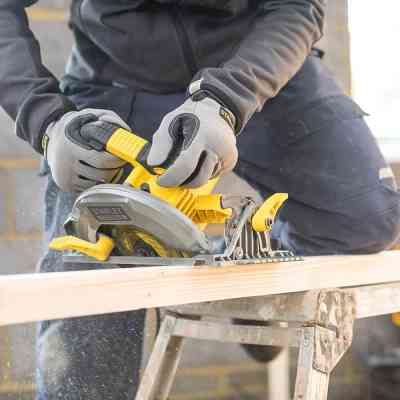 Дисковая пила Stanley FatMax, 1650 Вт, 5500 об/мин, диск 190х16 мм, 4.31 кг (FME301) Винница