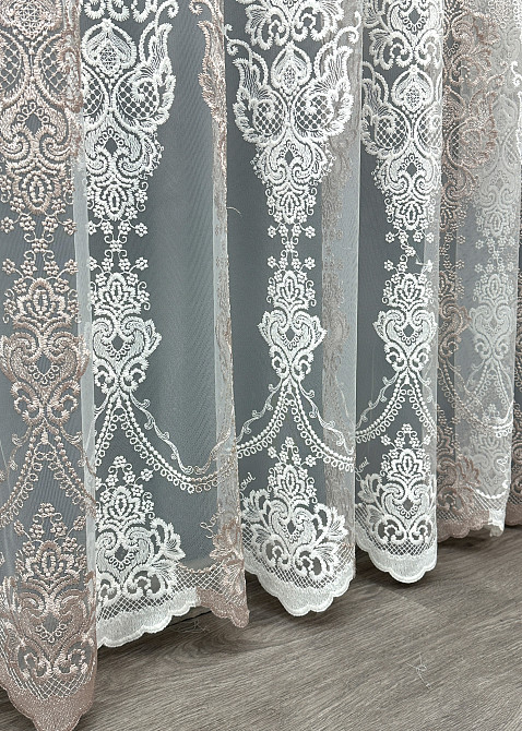 Тюль VR-Textil 1857т Фатин с вышивкой и люрексом Молочный с пудровым 300х270 см (40-196) Киев - изображение 7