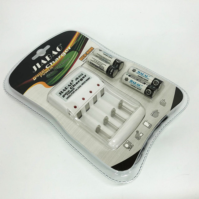 Зарядное устройство для аккумуляторов АА и ААА, Jiabao JB-212 + 4 аккумулятора ААА QU-46 Львов - изображение 1