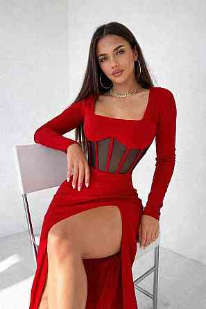 Женское стильное миди-платье с разрезом на ножке мустанг рубчик Красный, 46/48 Одесса