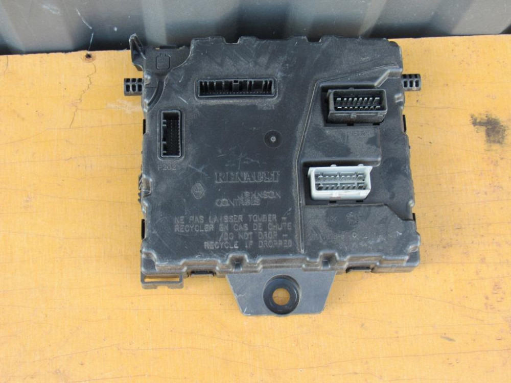 Блок комфорта Renault Kangoo 2008-2012 (8200924035) Ковель - фото 2