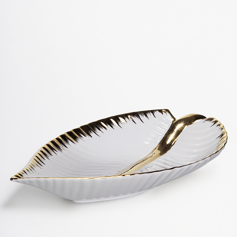 Yiwu Декоративне блюдо у формі листочка 40 см, порцелянове, біле з золотом Коломия - фото 1